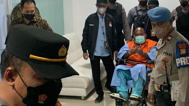 lukas-enembe-ditahan-kpk-ilham-detikcom_169