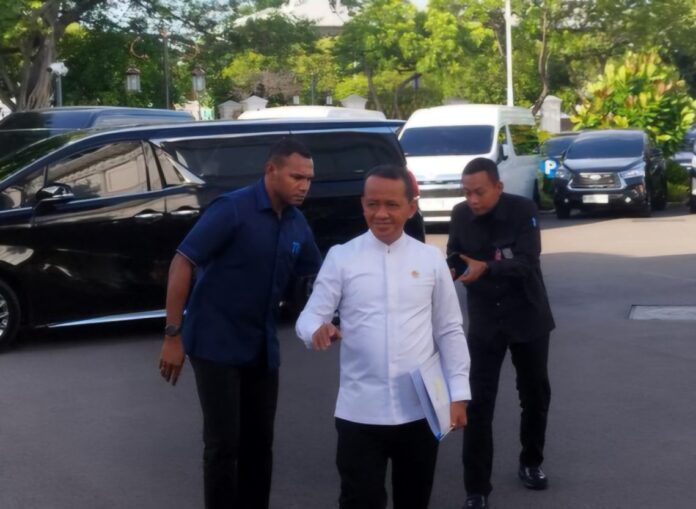 menteri-esdm-bahlil-lahadalia-merapat-ke-istana_169-1140x833